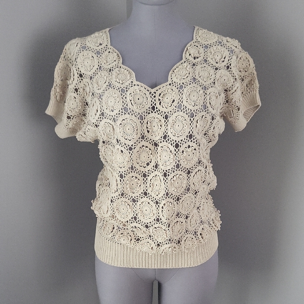 Vintage 70s/80s Hand Crochet Cotton Medallion Top - Shanghai Handmade - Cream